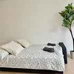 Stylish Schoenbrunn Apartments With Free Parking